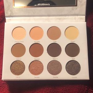 PÜR Eyeshadow Palette